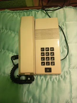 Teléfono fijo antiguo Alcatel