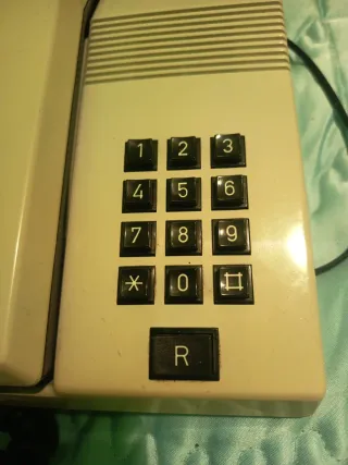 Teléfono fijo antiguo Alcatel