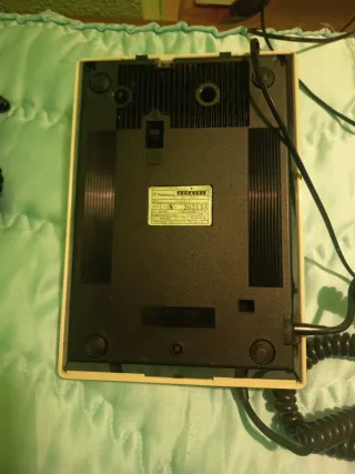 Teléfono fijo antiguo Alcatel