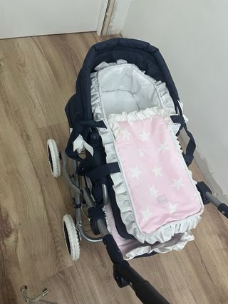 Silleta y capazo muñecas