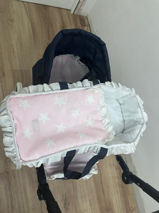 Silleta y capazo muñecas