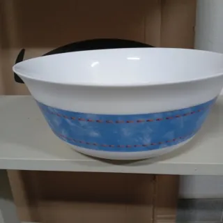 VAJILLA color blanco con banda azul.