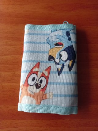 Lote de cubiertos, gafas de sol y Cartera infantil
