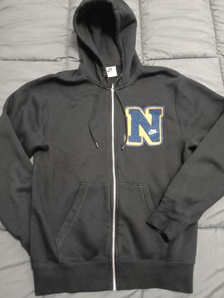 Chaqueta Nike Negra con Logo 'N'