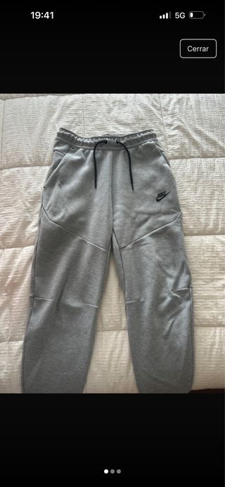 Pantalón Nike tech