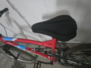 Bicicleta de Montaña Roja