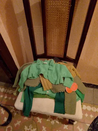 Vendo chaquetitas de bebé de niña talla 2A