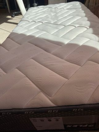 Colchón 90x190 Flex Dalia V4 – excelente estado