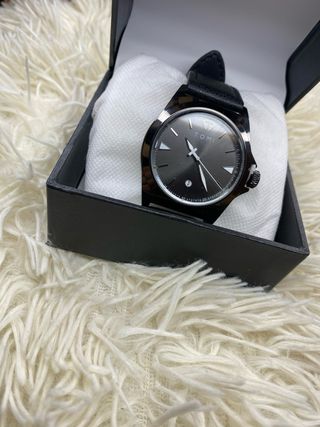 Reloj TOMI Negro Nuevo