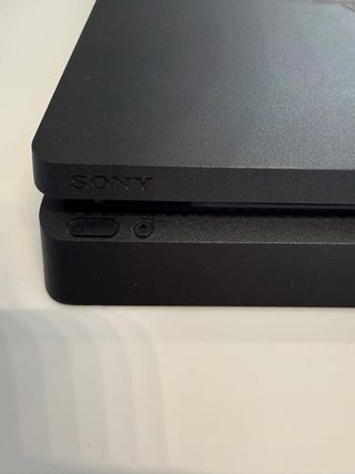 Playstation 4 Slim 1TB Nera