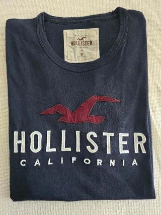 Camiseta azul Hollister