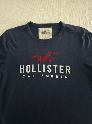 Camiseta azul Hollister