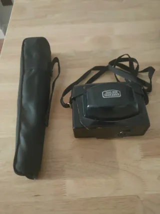 Cámara Voigtländer VSL 120 CS Trípode