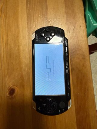 Sony PSP 2000 slim nera in vendita