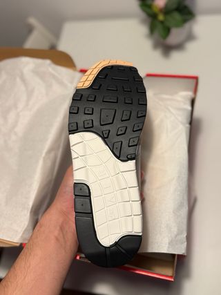 Air max 1’87 T en perfecto estado , a estrenar