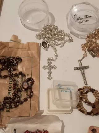 Gran lote de rosarios religiosos católicos cruz *'