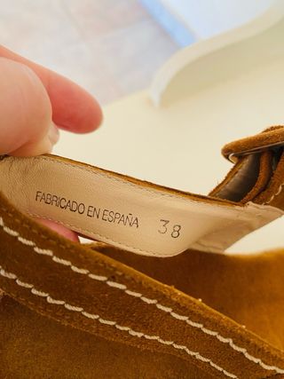 Sandalias de Cuña Gloria Ortiz en Ante