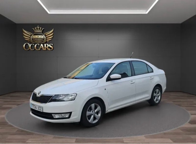 Skoda Rapid 2015 - foto 1