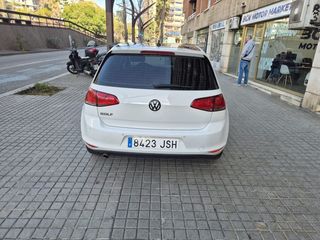 Volkswagen Golf 1.6 TDi ADVANCE 110CV BMT