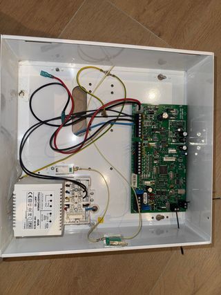 Centralita Alarma Paradox MG5050