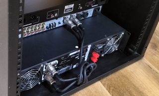 Preamplificador LD Systems PM 7400 II Preamp Mixer