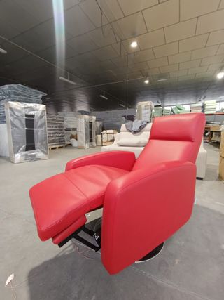 Sillón relax giratorio polipiel rojo