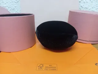 12 unidades surtidas Cajas y bolsas Tous