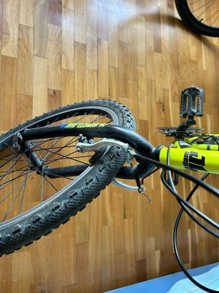 Bici Jlwenti de acero talla M pequeña ruedas de 26