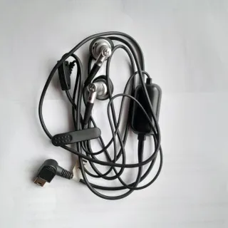 Auriculares de móvil Motorola.