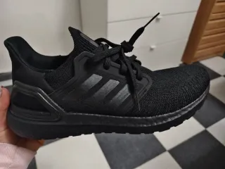 Tenis Adidas ultra buust