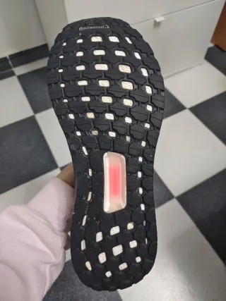 Tenis Adidas ultra buust