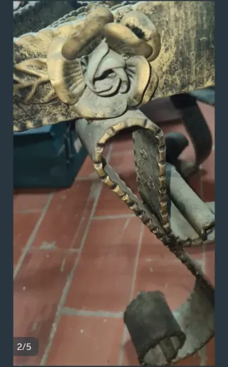 Mesa de forja antigua