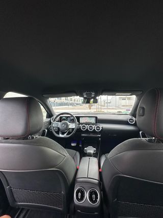 Mercedes-Benz Clase A200 sedán