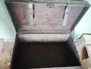 Baúl vintage restaurado madera maciza ideal decora