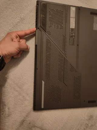 Pc Portátil ASUS ROG STRIX G713