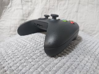 Carbon Black Xbox Series controller
