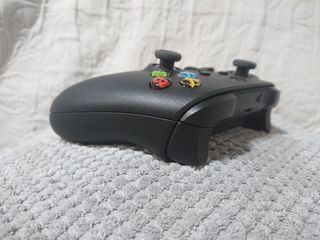 Carbon Black Xbox Series controller