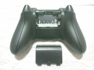 Carbon Black Xbox Series controller
