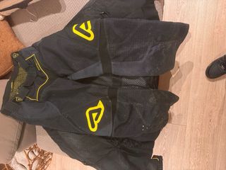 Chaqueta y pantalon off road acerbis