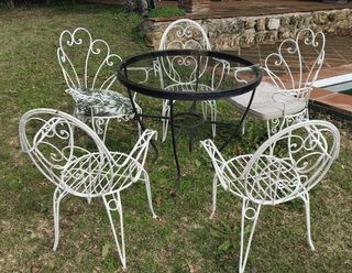 Conjunto de mesa y sillas jardín