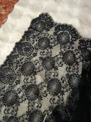 Mantilla Valenciana Negra Encaje