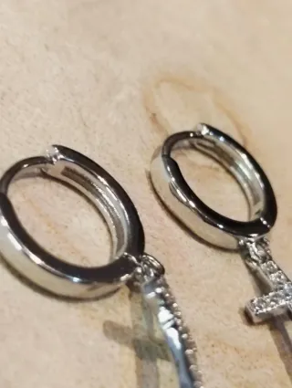 pendientes de cruzes