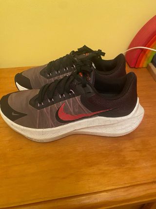 Nike Tenis Mujer Negro y Rosa