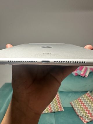 Pacchetto Apple: iPad 64GB WiFi + SIM + Apple Watch