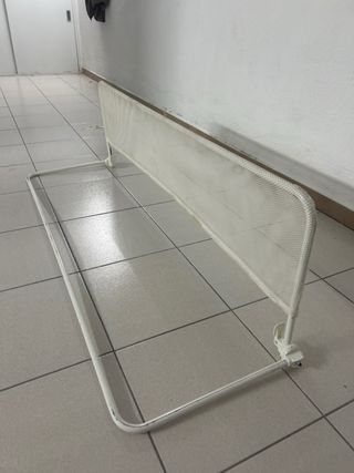 Barandilla cama niño. 135cm de largo