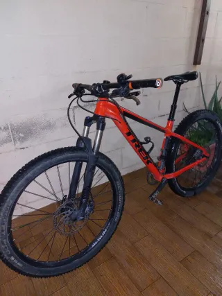 Bicicleta TREK ROSCOE 8