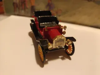 eko 1/43 coche años 30.