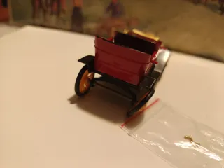 eko 1/43 coche años 30.