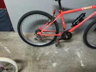 Bicicleta de Montaña Roja 24 pulgadas