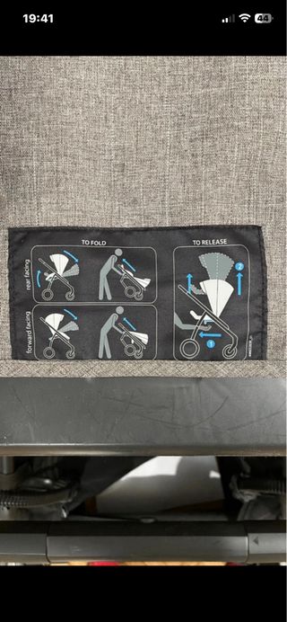 Silla de paseo Inglesina Aptica Gris